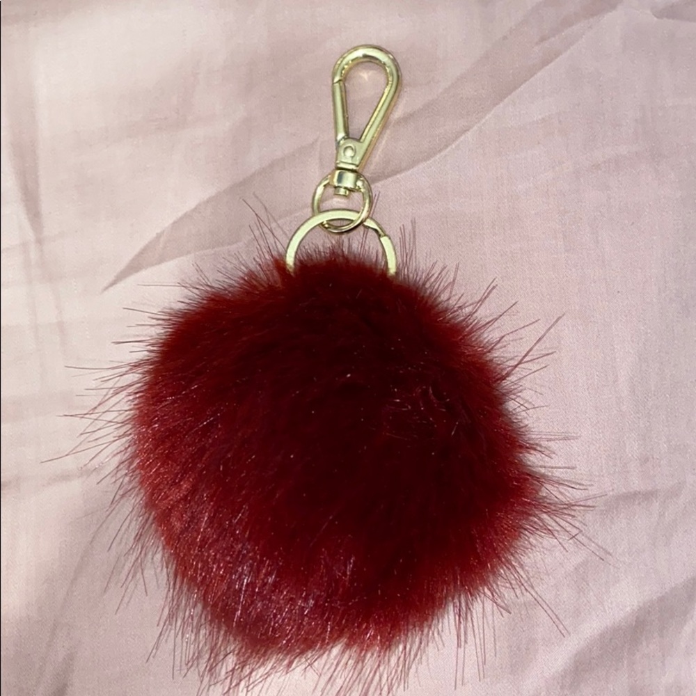 Puff ball keychain